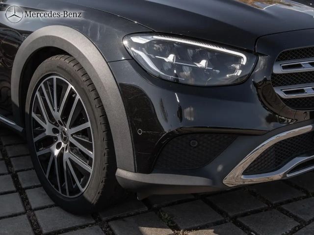 Mercedes-Benz E 220 4MATIC E 220 d Estate