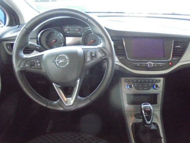 Opel Astra Edition