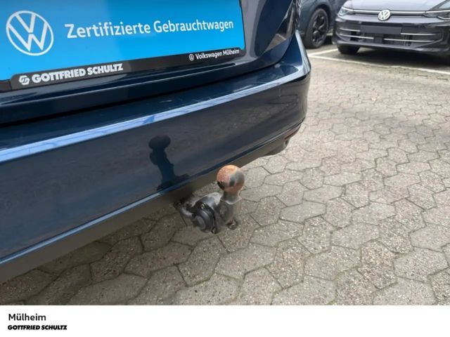 Volkswagen Passat 1.5 TSI Business Variant