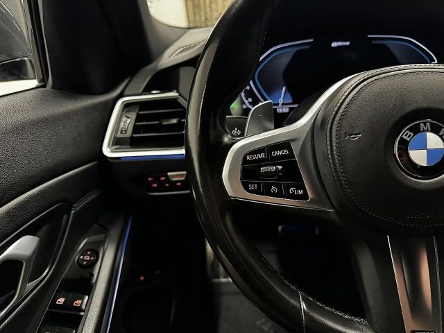BMW 330 330e Touring