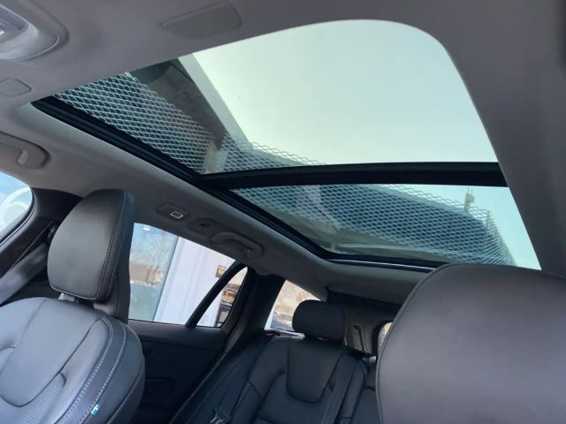 Volvo V60 AWD Dark Recharge T6 Ultra