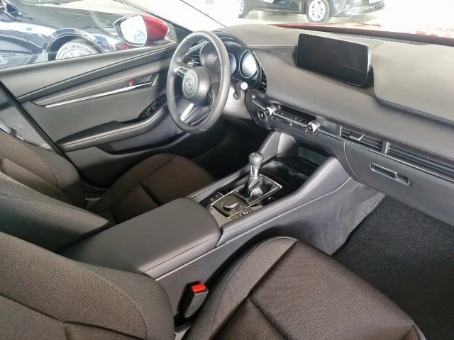 Mazda 3 2.5L SkyActiv e-Skyactiv