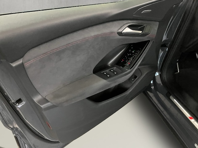 Audi Q6 e-tron Quattro