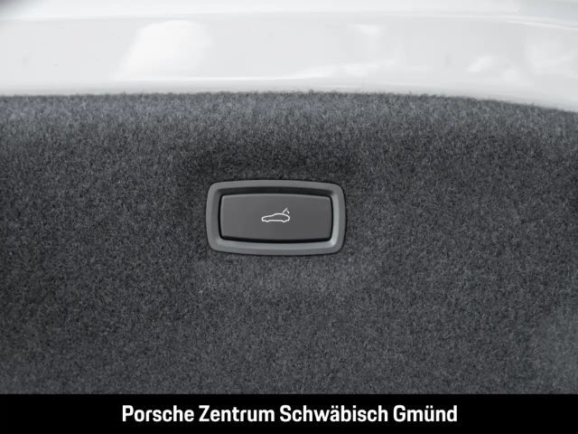 Porsche Taycan Performance Plus