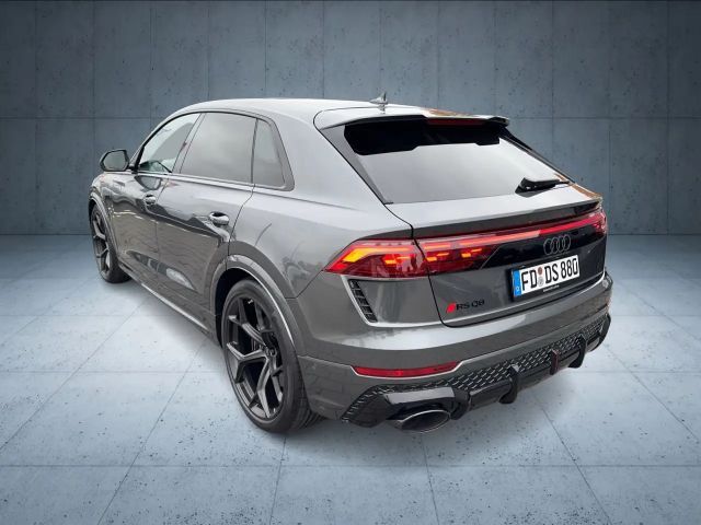 Audi RS Q8 Performance