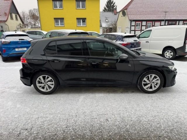 Volkswagen Golf DSG R-Line