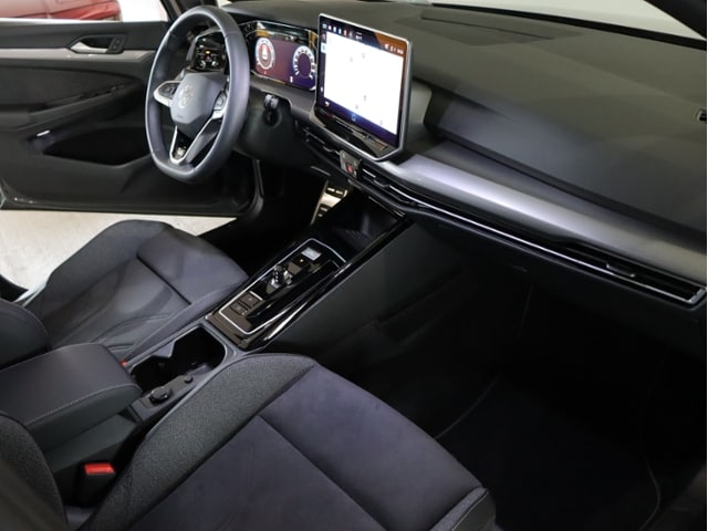 Volkswagen Golf 1.5 eTSI DSG Golf VIII