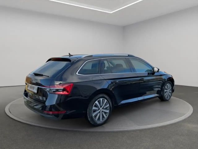 Skoda Superb 2.0 TDI Combi