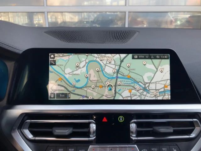 BMW 330 330e M-Sport Touring xDrive