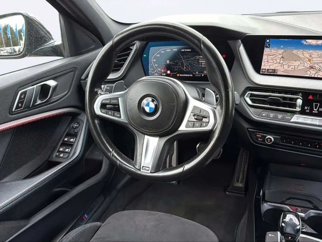 BMW 135 Sedan xDrive