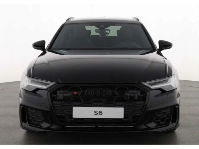 Audi S6 Avant Quattro
