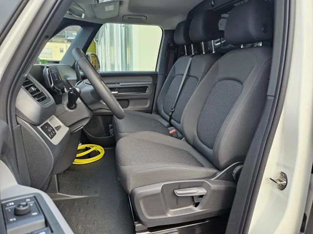 Volkswagen ID.Buzz Cargo 4Motion Pro