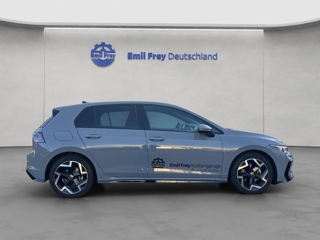 Volkswagen Golf DSG R-Line