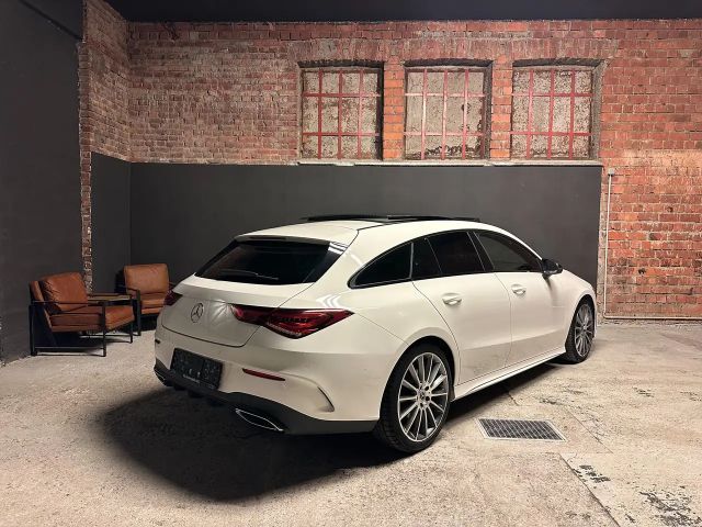 Mercedes-Benz CLA 200 AMG Line Shooting Brake