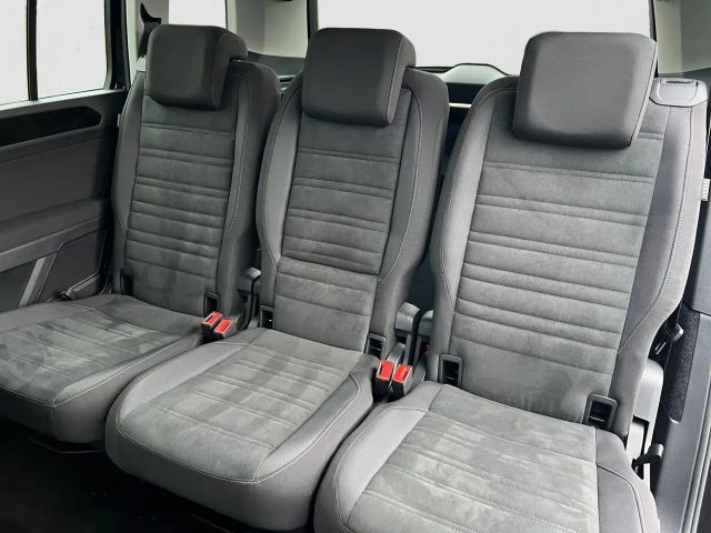 Volkswagen Touran DSG Highline