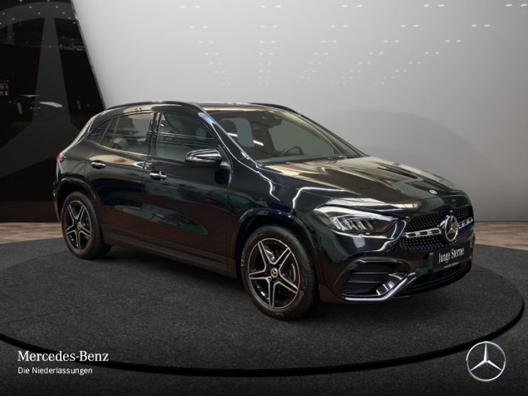 Mercedes-Benz GLA 180 AMG Line