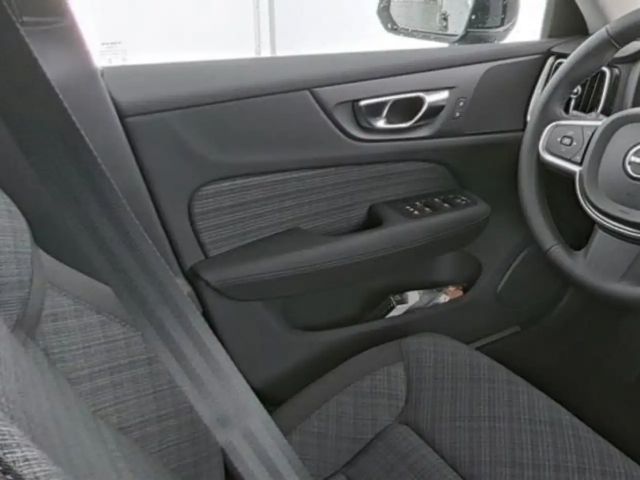 Volvo V60 Core