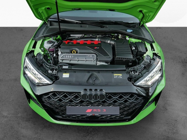 Audi RS3 Quattro S-Tronic Sedan