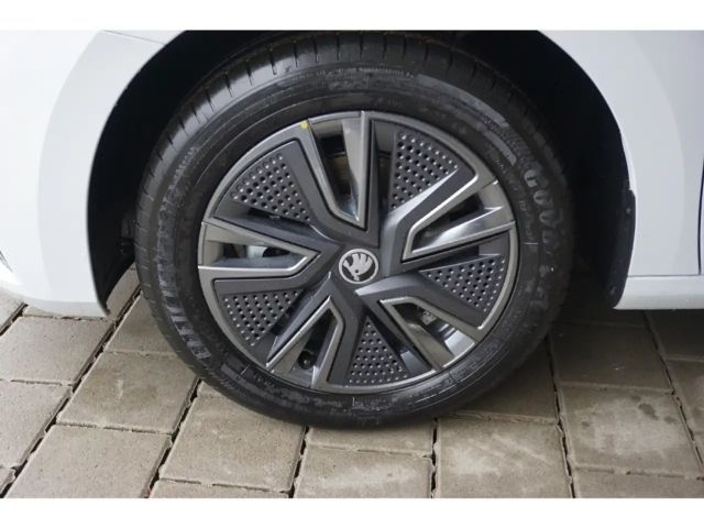 Skoda Fabia 1.0 TSI Tour