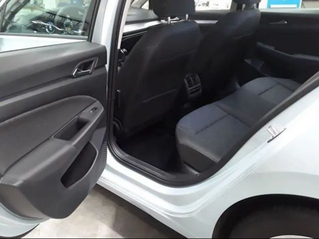 Volkswagen Golf 1.5 TSI Golf VIII Life Variant