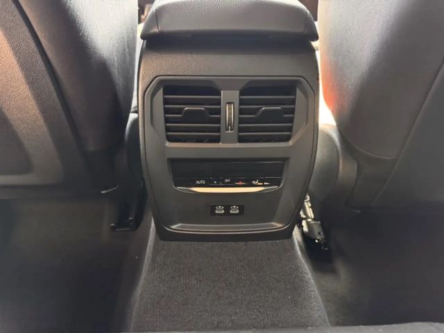 BMW 320 320d M-Sport Touring