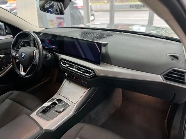 BMW 320 320d Touring xDrive