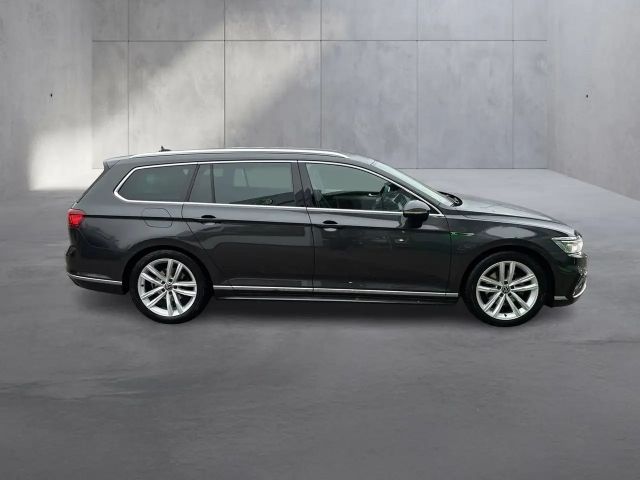 Volkswagen Passat DSG Elegance Elegance Variant