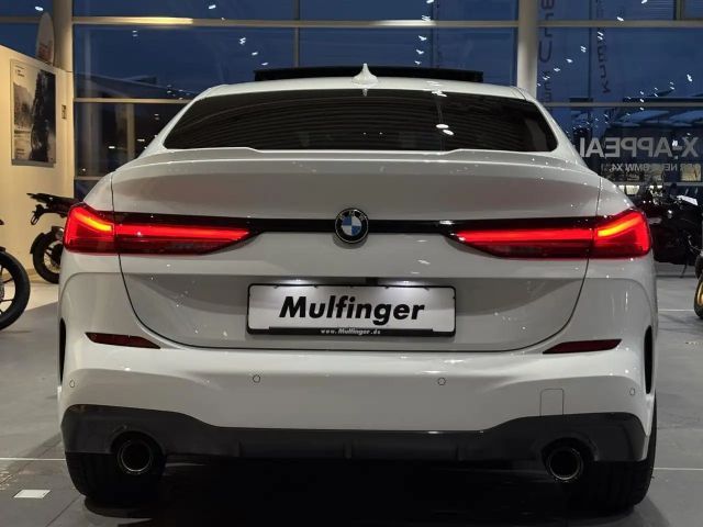 BMW 220 220i Coupé M-Sport xDrive