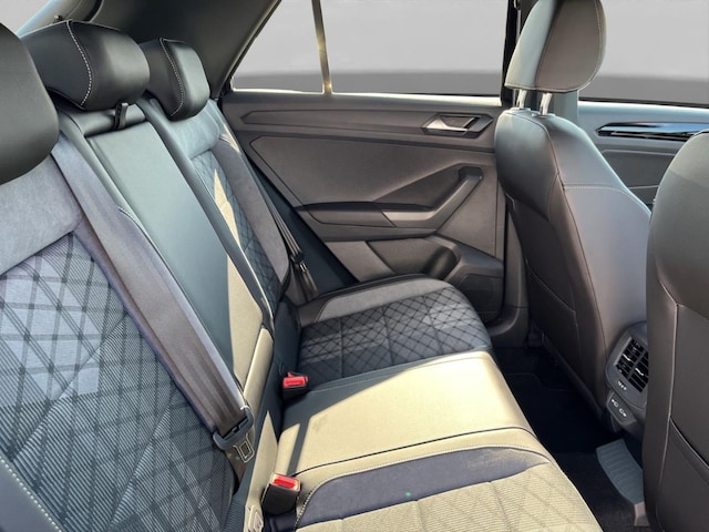 Volkswagen T-Roc 1.5 TSI DSG R-Line