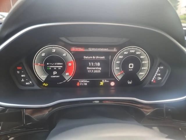 Audi Q3 2.0 TDI S-Line