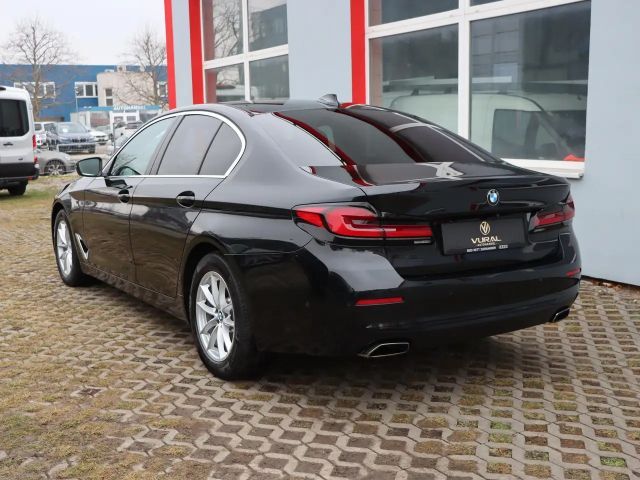 BMW 530 530d Sedan