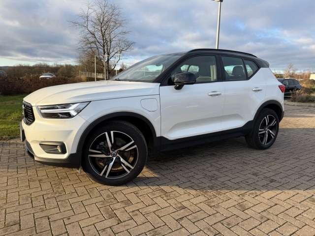 Volvo XC40 R-Design Recharge T5
