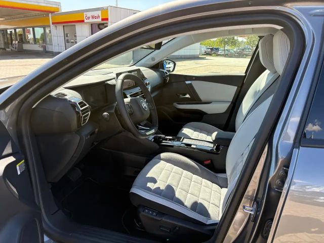 Citroën C4 Hybrid Max