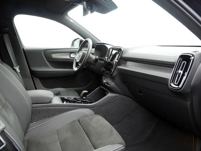 Volvo XC40 Plus
