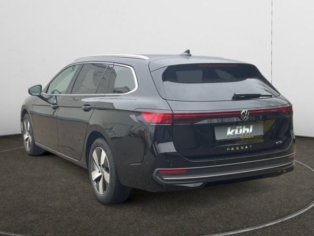 Volkswagen Passat 1.5 eTSI Business DSG Variant