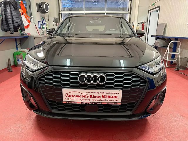 Audi A3 30 TDI Sedan