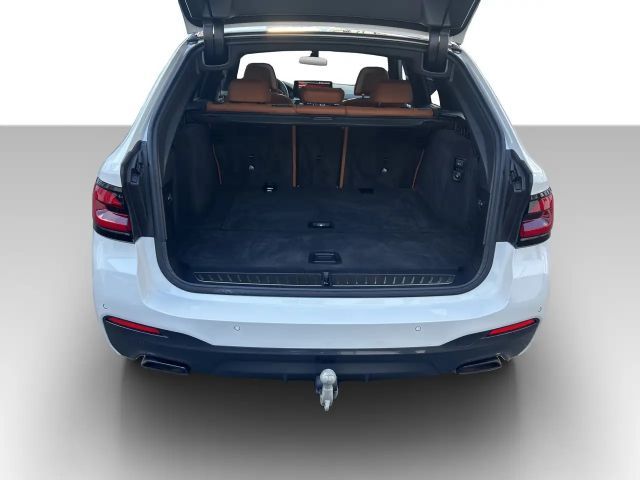 BMW 530 530d M-Sport Touring xDrive