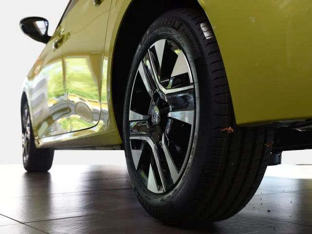 Peugeot 208 Allure Pack