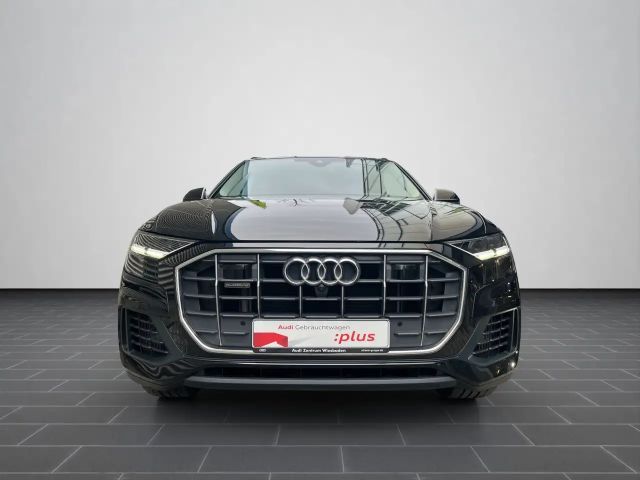 Audi Q8 55 TFSI Quattro