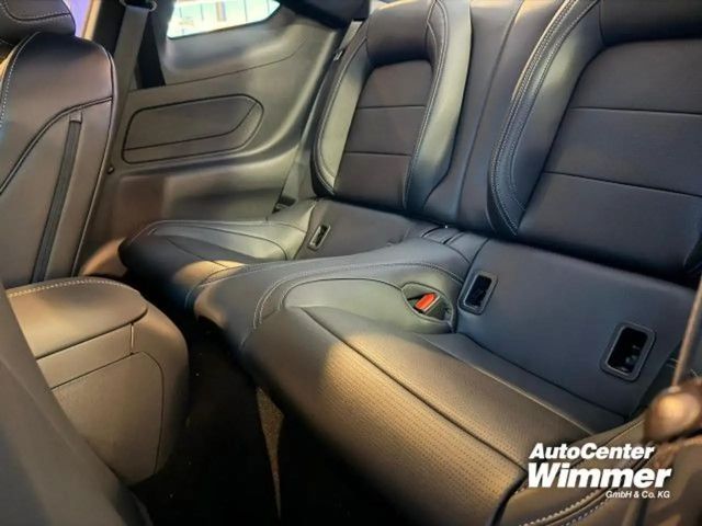 Ford Mustang Fastback GT 5.0 V8