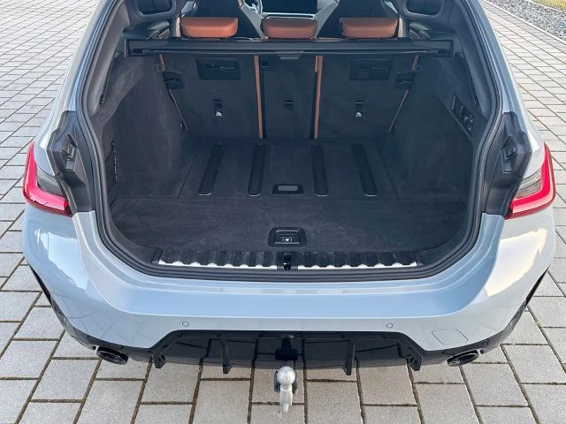 BMW 320 320d M-Sport Touring xDrive