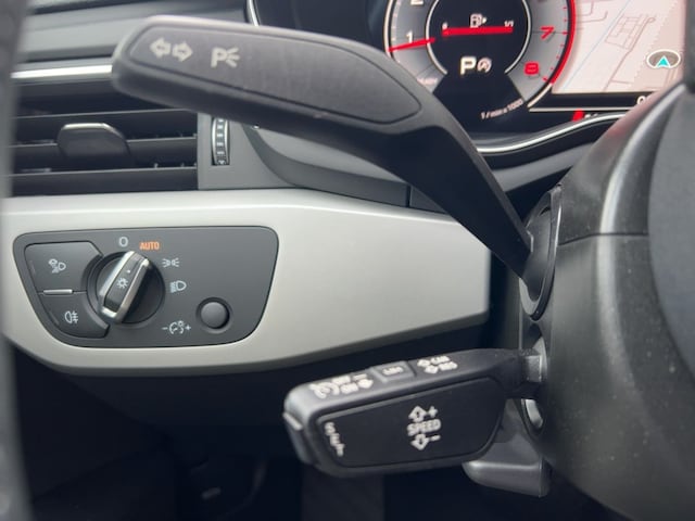 Audi A4 35 TFSI Avant S-Line S-Tronic