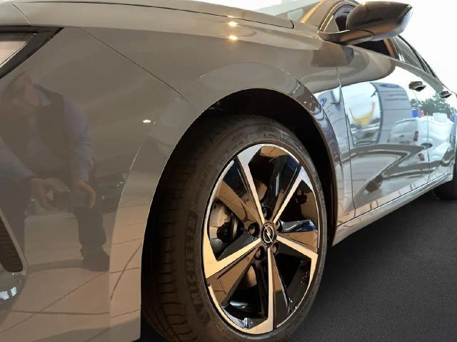 Opel Astra Edition Sports Tourer