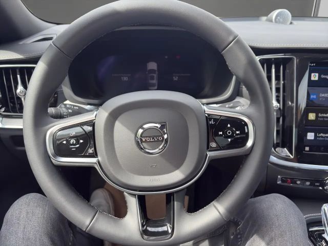 Volvo S60 AWD Dark Recharge Ultimate