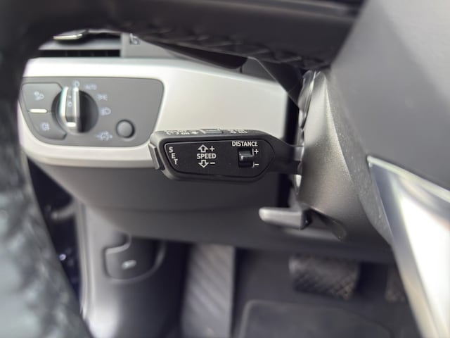 Audi A4 35 TFSI Avant S-Tronic