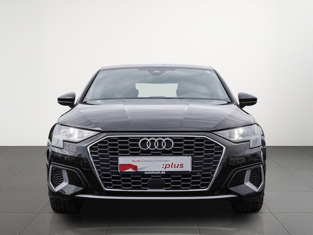 Audi A3 30 TFSI S-Tronic Sedan