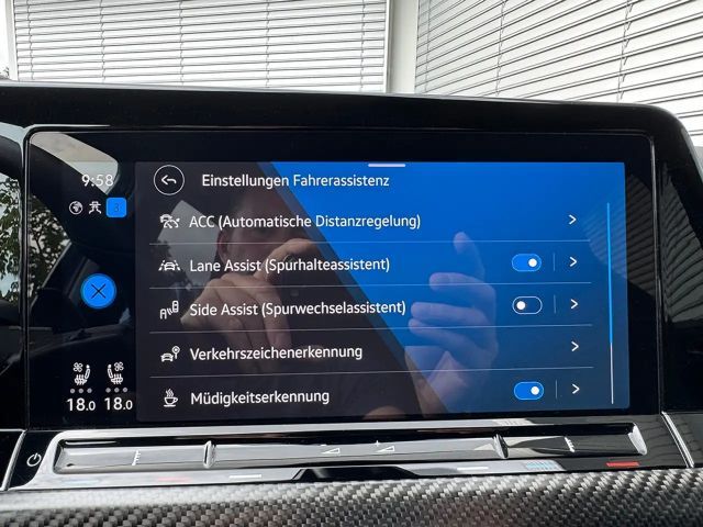 Volkswagen Golf 2.0 TSI Golf VIII