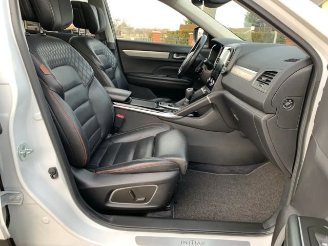 Renault Koleos Blue Initiale Paris