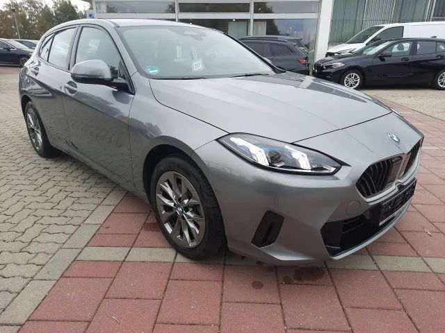 BMW 118 118d Sedan
