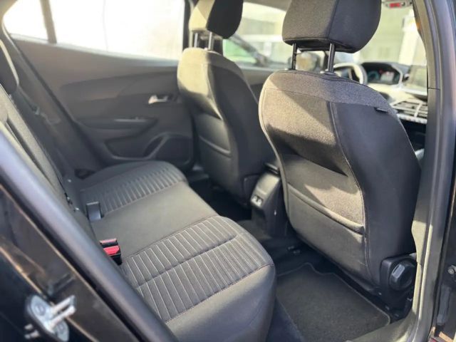 Peugeot E-2008 Active Pack